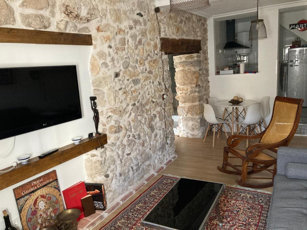 Alojamiento De Piedra Con Encanto Burgo المظهر الخارجي الصورة